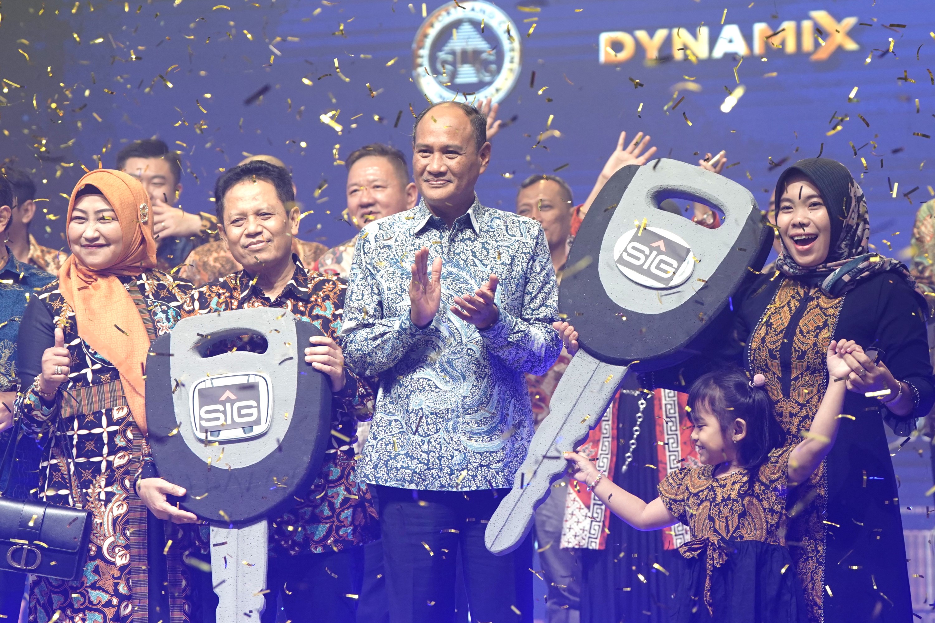 Produk SIG Diminati Konsumen, Toko Bangunan Ini Fokus Pasarkan Semen Hijau Hingga Meraih Grand Prize Mobil