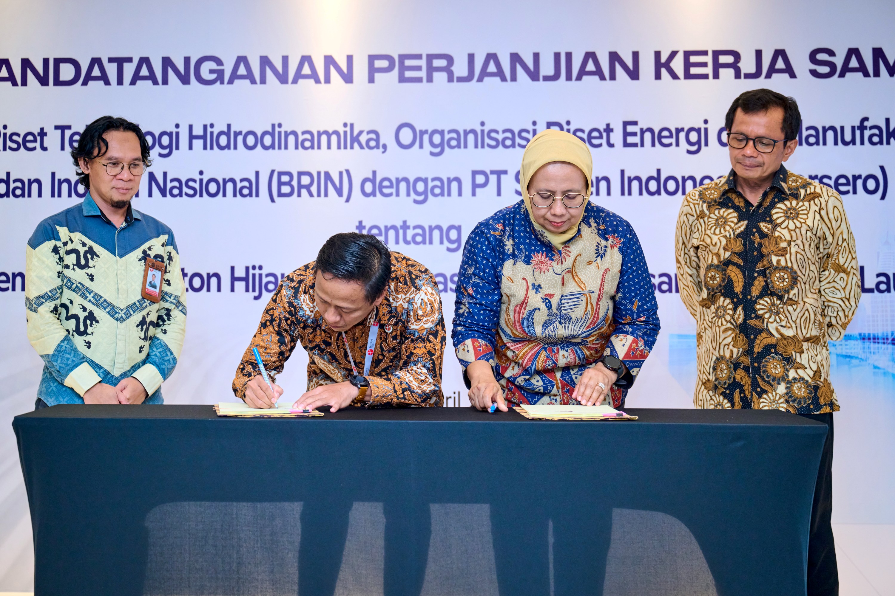 Dukung Percepatan Infrastruktur Kawasan Pesisir dan Laut, SIG dan BRIN Kembangkan Beton Hijau Tahan Sulfat dan Klorida